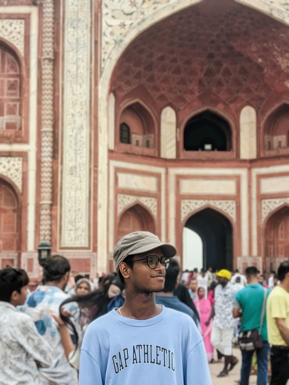 Giresh at the seaside